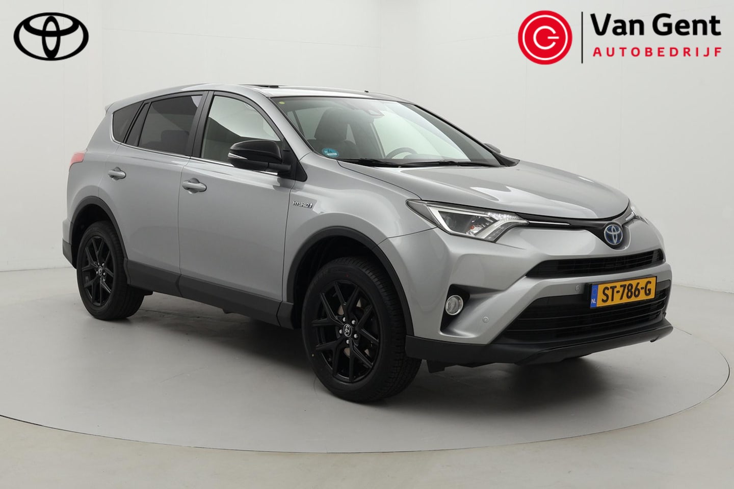 Toyota RAV4 - 2.5 Hybrid Black Edition | Panoramadak | Trekhaak | Leder | Navigatie | Stoelverwarming | - AutoWereld.nl