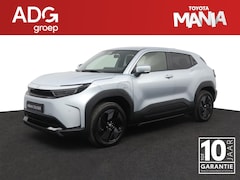 Toyota Urban Cruiser - Dynamic 61 kWh | €3000, - Mania Voordeel | Nieuw uit voorraad leverbaar |