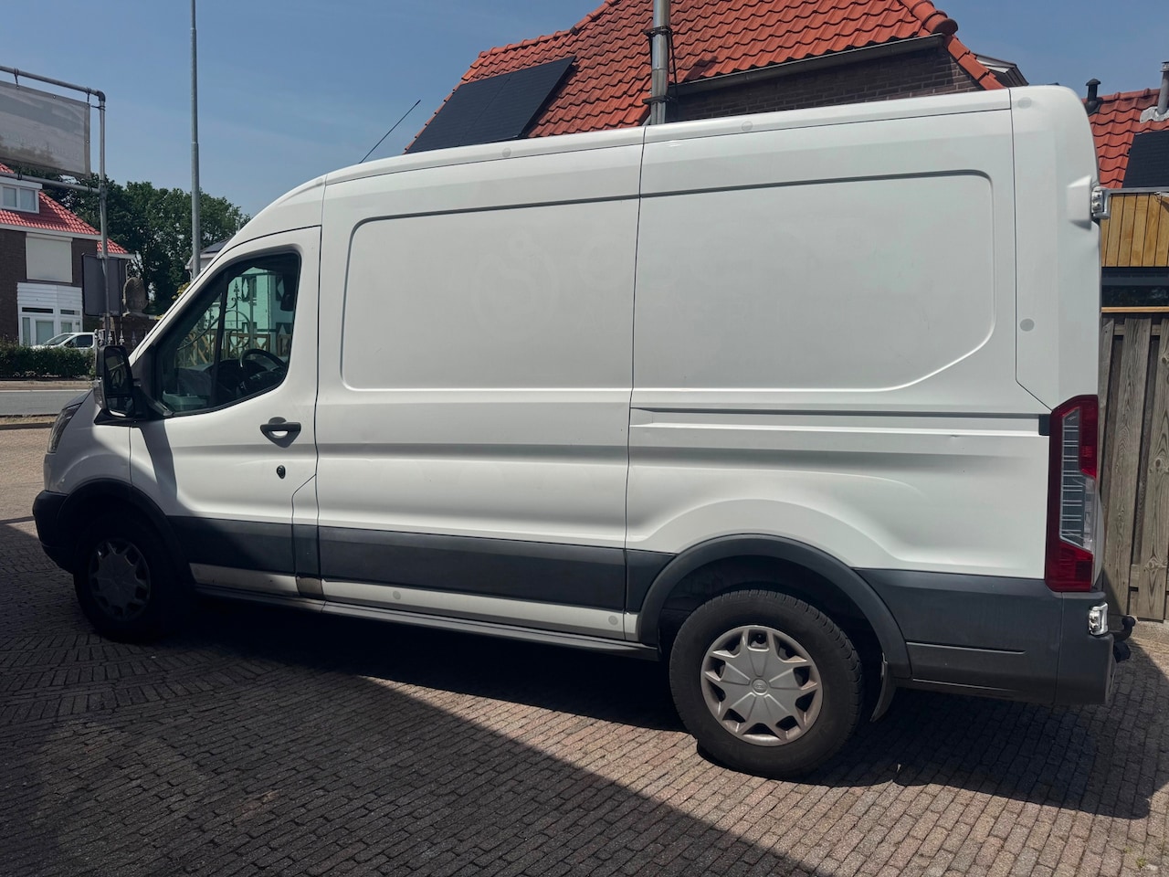Ford Transit - 330 2.0 TDCI L2H2 Zeer mooi - AutoWereld.nl