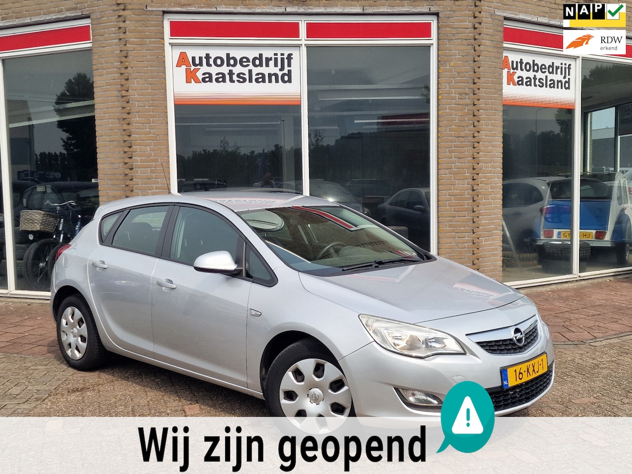 Opel Astra - 1.6 Edition - Clima - Cruise - - AutoWereld.nl
