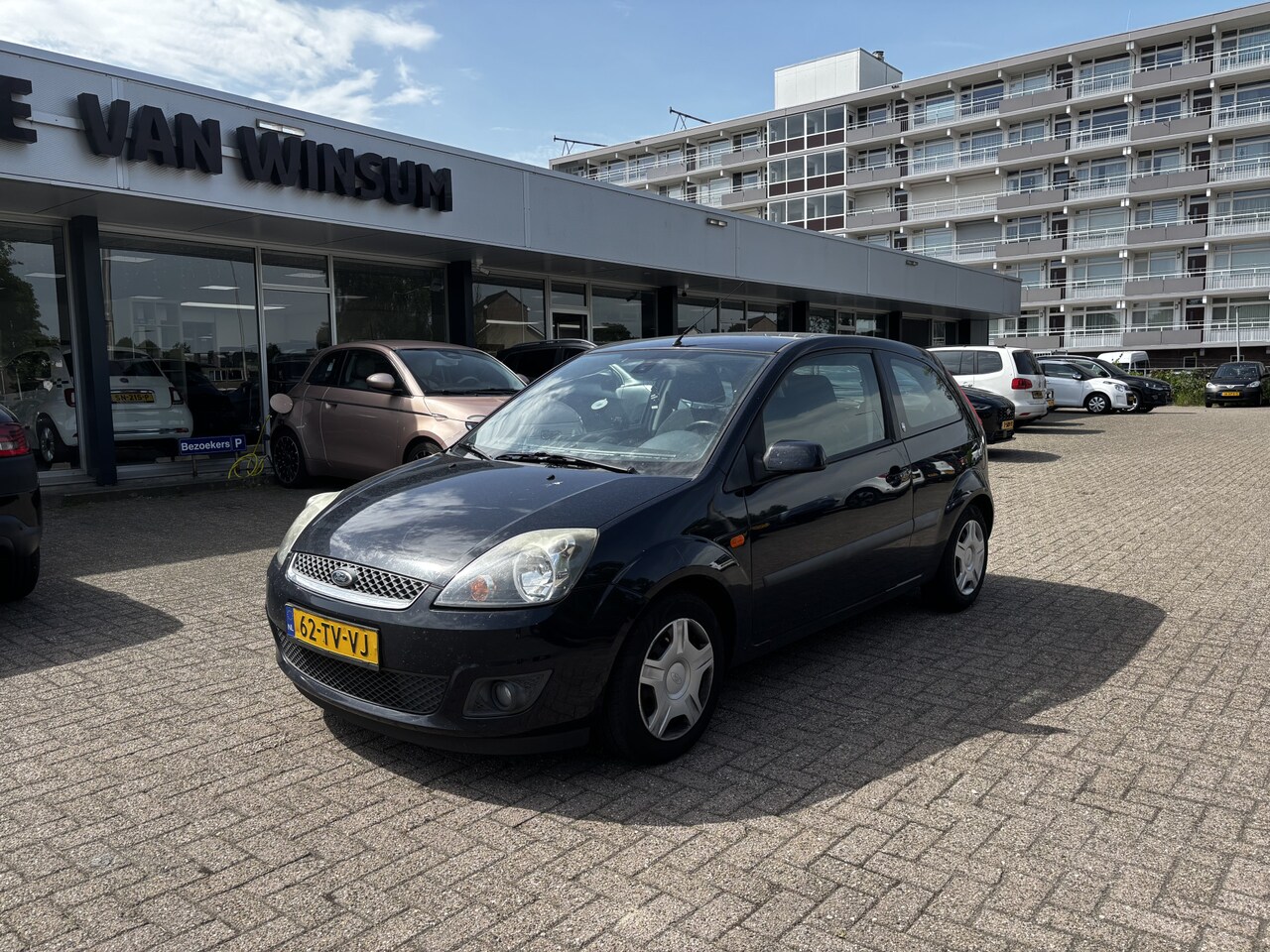 Ford Fiesta - 1.6-16V Ghia Automaat Nap - AutoWereld.nl