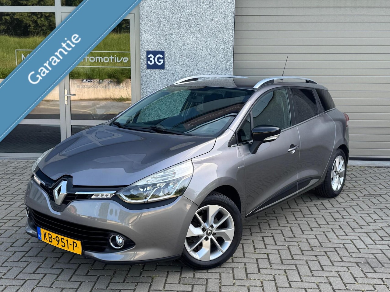 Renault Clio Estate - 0.9 TCe Limited Navi/Cruise/Trekh/NAP/Airco - AutoWereld.nl
