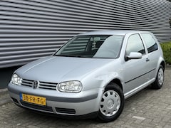 Volkswagen Golf - 1.4-16V 75PK / Trendline Edit. / NW APK / Koopje / 2000