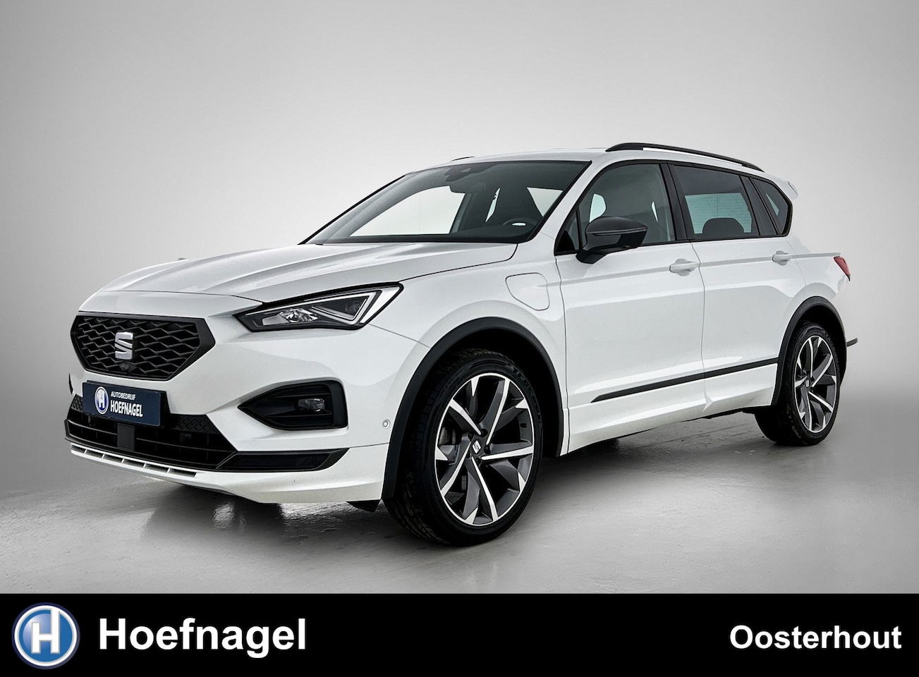 SEAT Tarraco - 1.4 TSI e-Hybrid PHEV FR | Automaat | Adaptive cruise | Stoelverwarming | CarPlay | Camera - AutoWereld.nl