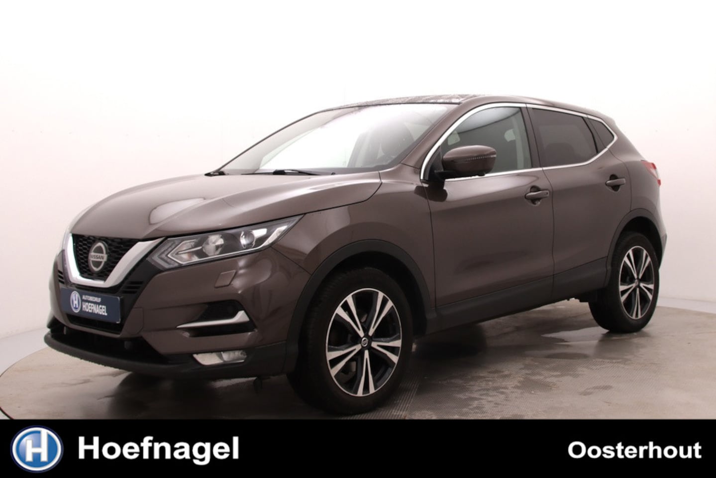 Nissan Qashqai - 1.3 DIG-T N-Connecta | Automaat | Cruise control | Stoelverwarming | 360° camera | Parkeer - AutoWereld.nl