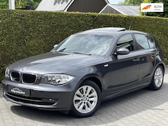 BMW 1-serie - 118d Corporate Executive | OPEN SCHUIF/KANTELDAK | TREKHAAK | CRUISE CONTROL | AIRCONDITIO