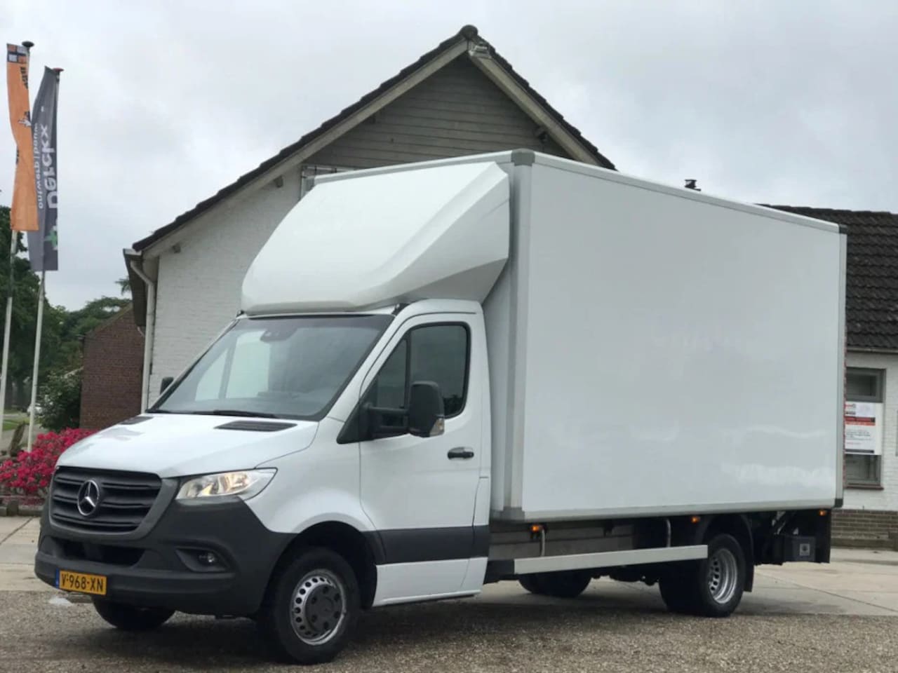 Mercedes-Benz Sprinter - 514 2.2 CDI EURO VI-D Bakwagen Koffer Laadklep - AutoWereld.nl
