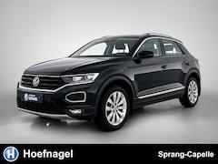 Volkswagen T-Roc - 1.5 TSI Sport | Trekhaak | Camera | CarPlay | Stoel-/Stuuverwarming | Adaptive Cruise |