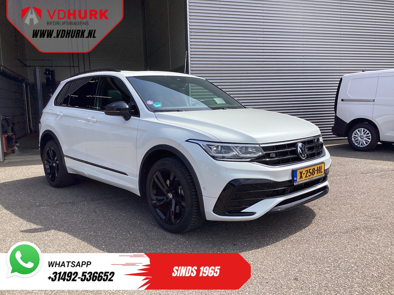 Volkswagen Tiguan - 1.4 TSI eHybrid R-Line Pano/ IQ-Light/ Head-Up/ Elek.Trekhaak/ Elek.Klep/ Adapt.Cruise/ Pa - AutoWereld.nl