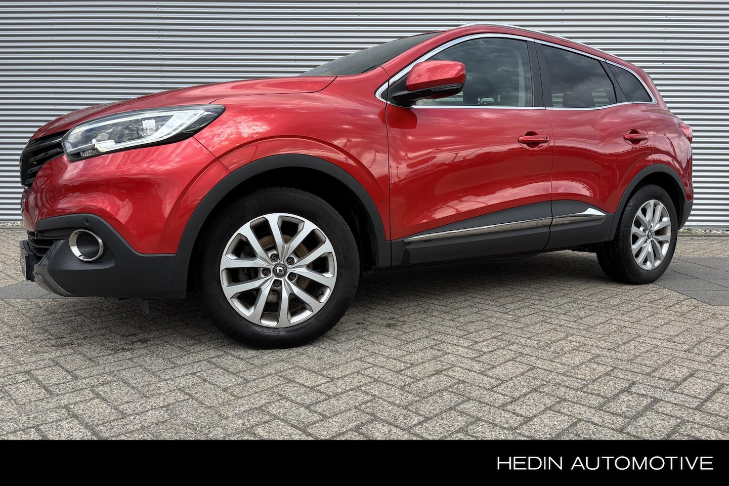 Renault Kadjar - TCe 130 Intens | Trekhaak | 1500kg trekvermogen | Navigatie | Bluetooth - AutoWereld.nl