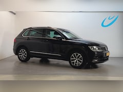 Volkswagen Tiguan - 1.5 TSI Comfortline Business Stoelverwarming Parkeersensoren App-Connect Navigatie