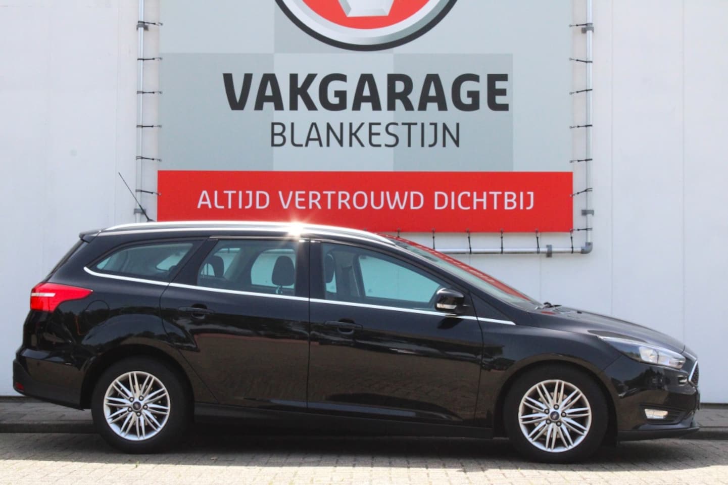 Ford Focus Wagon - 1.0 Titanium 1.0 Titanium - AutoWereld.nl