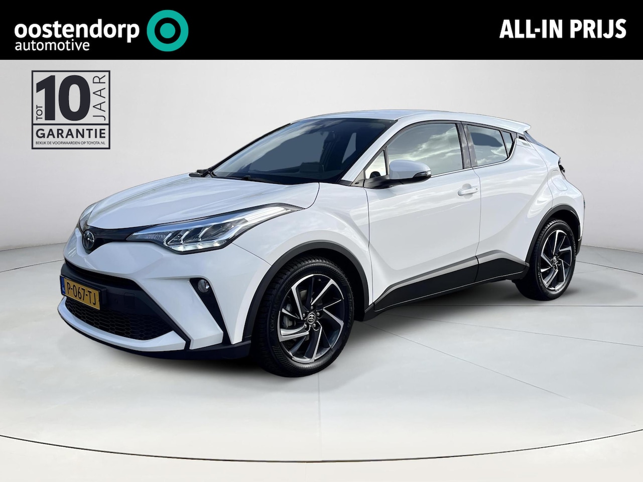 Toyota C-HR - 1.8 Hybrid Dynamic | Trekhaak | Parkeersensoren | Carplay | Keyless entry | - AutoWereld.nl