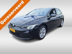 Volkswagen Golf - 1.0 TSI Life LED, clima, LM 16", Apple Carplay/Android Auto