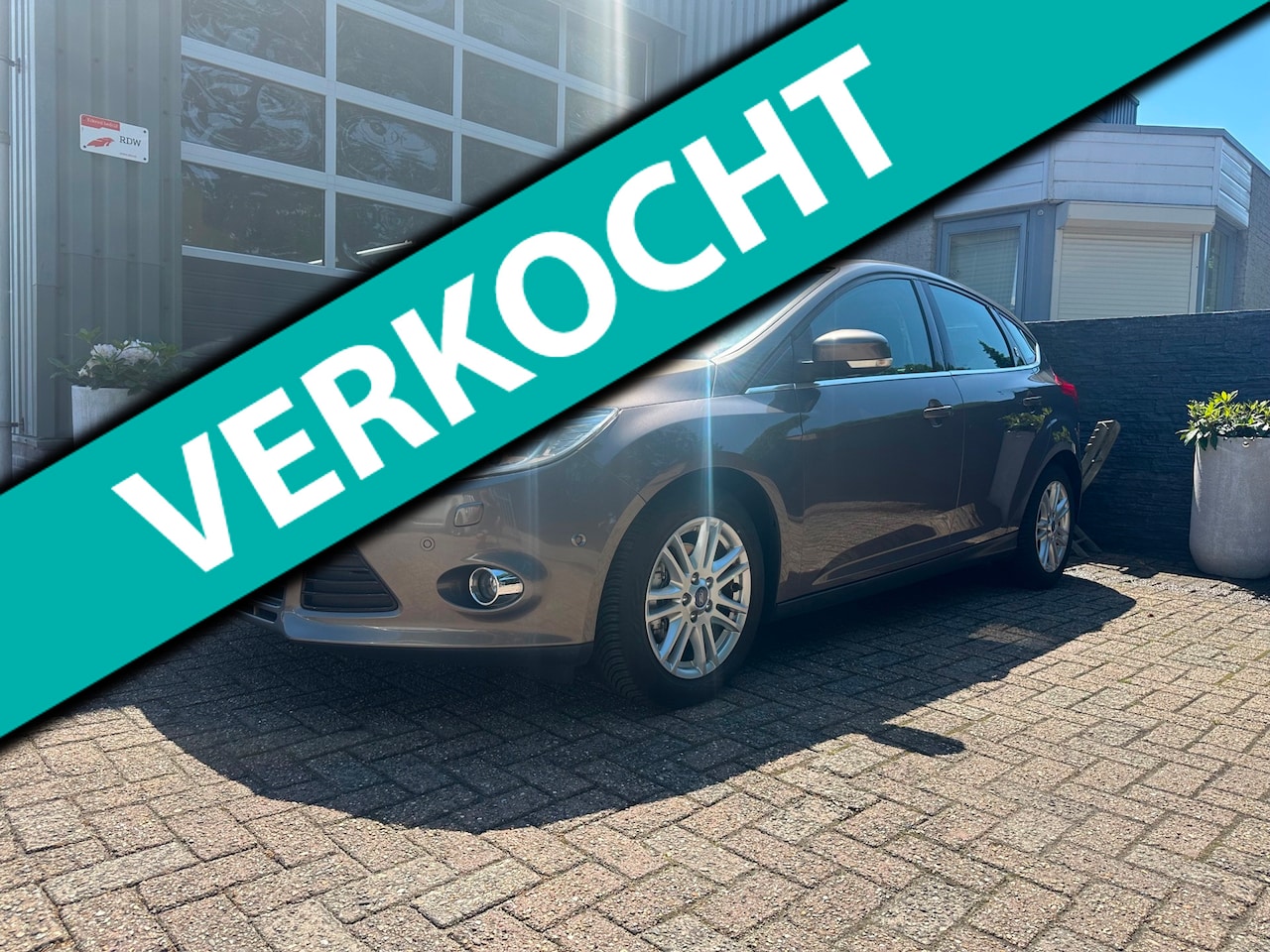 Ford Focus - 1.6 TDCI ECOnetic Lease Titanium distributieriem vervangen - AutoWereld.nl
