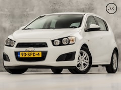 Chevrolet Aveo - 1.2 LT (SCHERM, CAMERA, AIRCO, CRUISE, SPORTSTOELEN, PARKEERSENSOREN, NIEUWE APK, NIEUWSTA