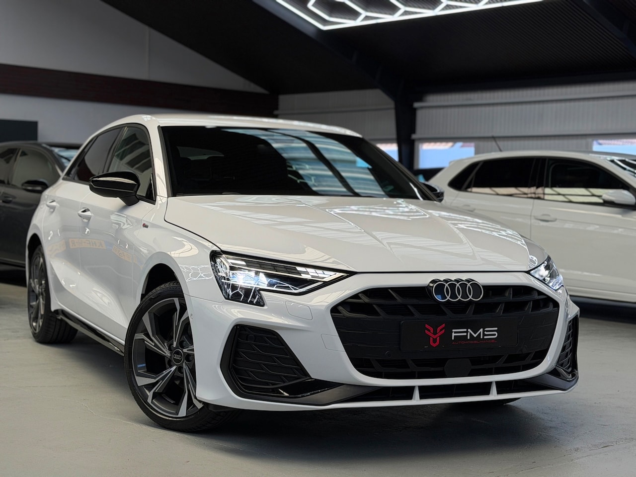 Audi A3 Sportback - 35 TFSI S-Line CarPlay Camera Facelift - AutoWereld.nl