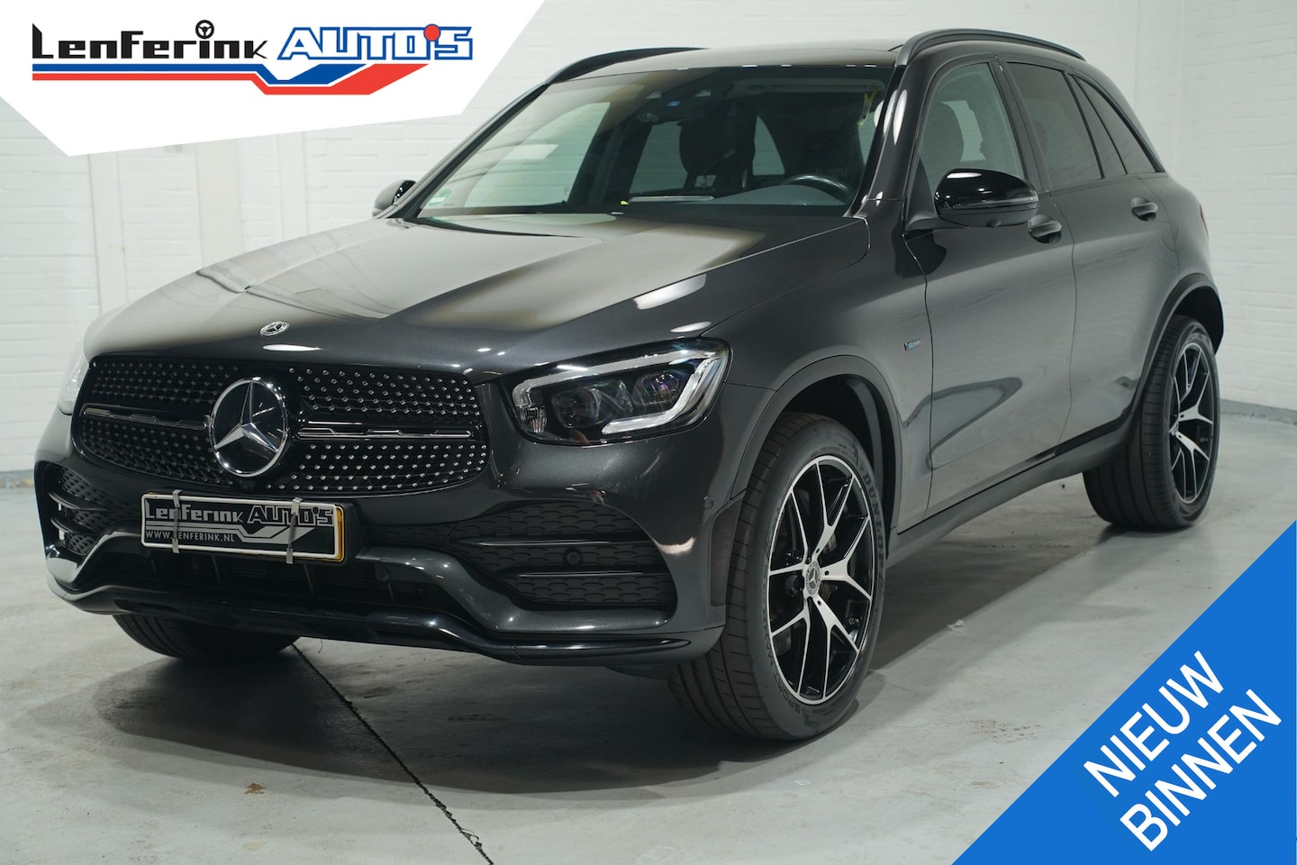 Mercedes-Benz GLC-klasse - 300e 4MATIC Business Solution AMG pano-dak led-verlichting 20"-inch lmv lederen bekleding - AutoWereld.nl