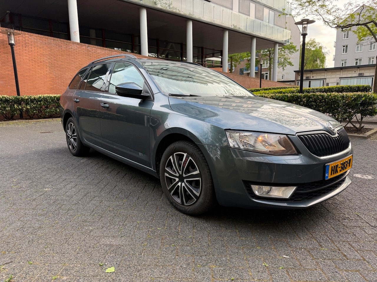 Skoda Octavia Combi - 1.6 TDI Greentech Active Climate Cruise NW APK - AutoWereld.nl