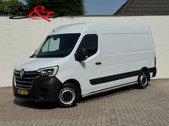 Renault Master - T35 2.3 dCi 150 L2H3 3 Zits Trekhaak 3500kg Camera Cruise Carplay Navigatie Airconditionin