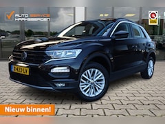 Volkswagen T-Roc - 1.5 TSI Style | Trekhaak | Camera | ACC |