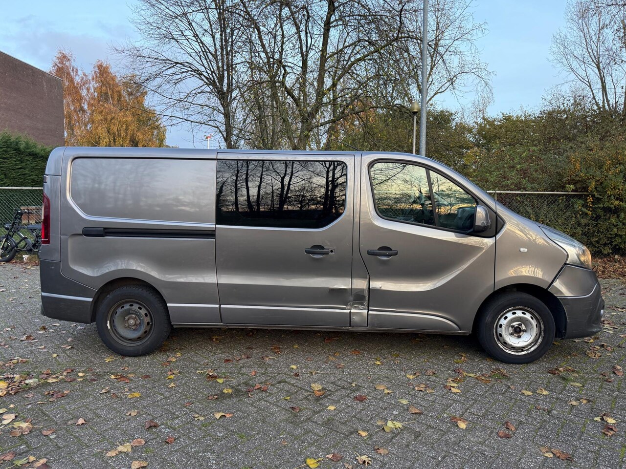 Renault Trafic - 1.6 dCi T29 L2H1 Dubbel Cabine 6pers Comfort Energy NW APK - AutoWereld.nl