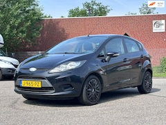 Ford Fiesta - 1.25 Trend 5DR*Airco*Dealer onderhouden*Elektrische ramen