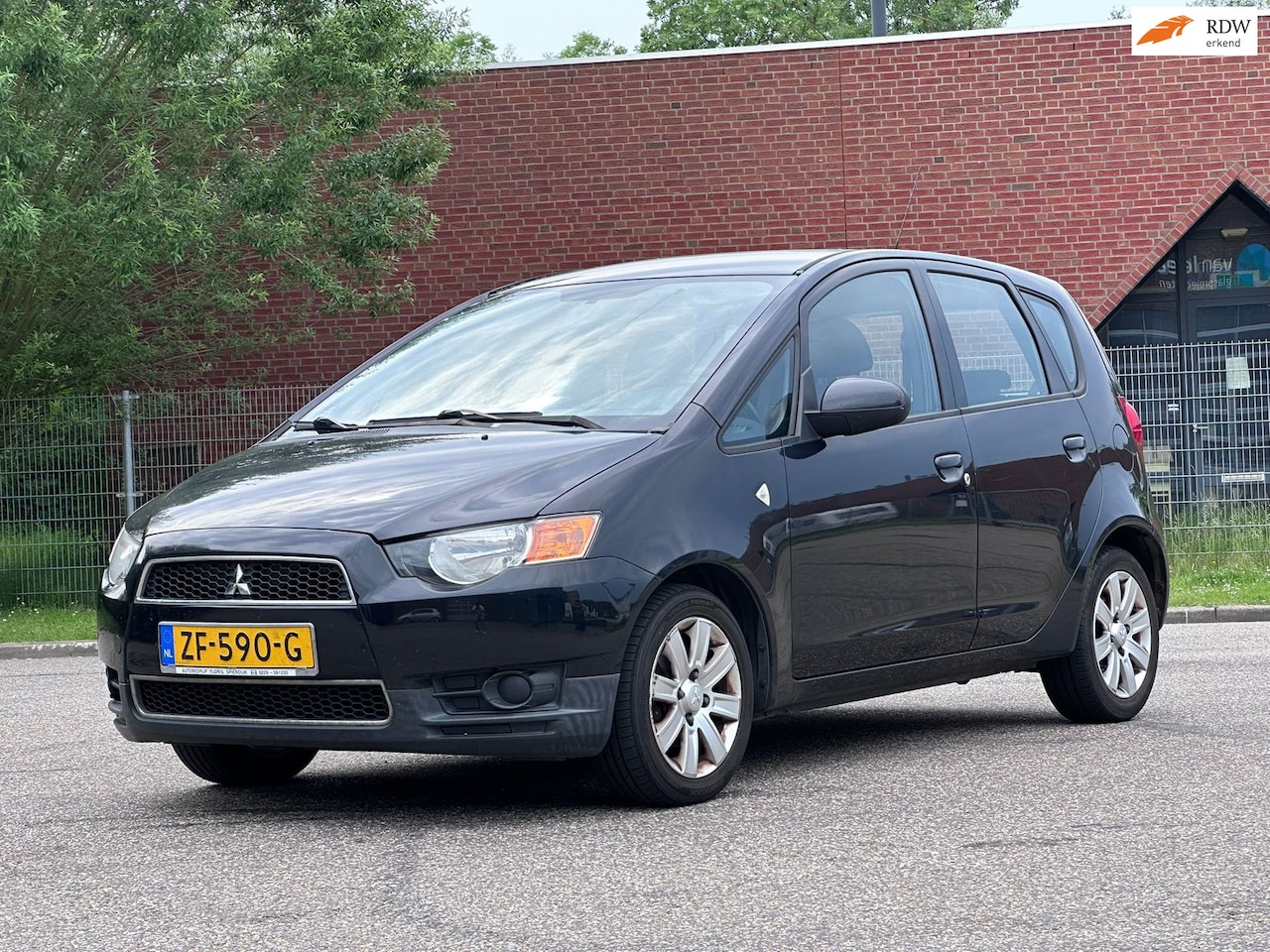 Mitsubishi Colt - 1.3 Edition Two 5DR*Cruise*Airco*Parkeersensoren*LM velgen*Nieuwe APK* - AutoWereld.nl