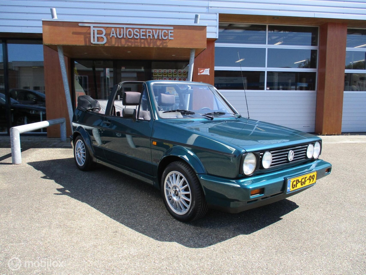 Volkswagen Golf Cabriolet - 1.8 1.8 - AutoWereld.nl