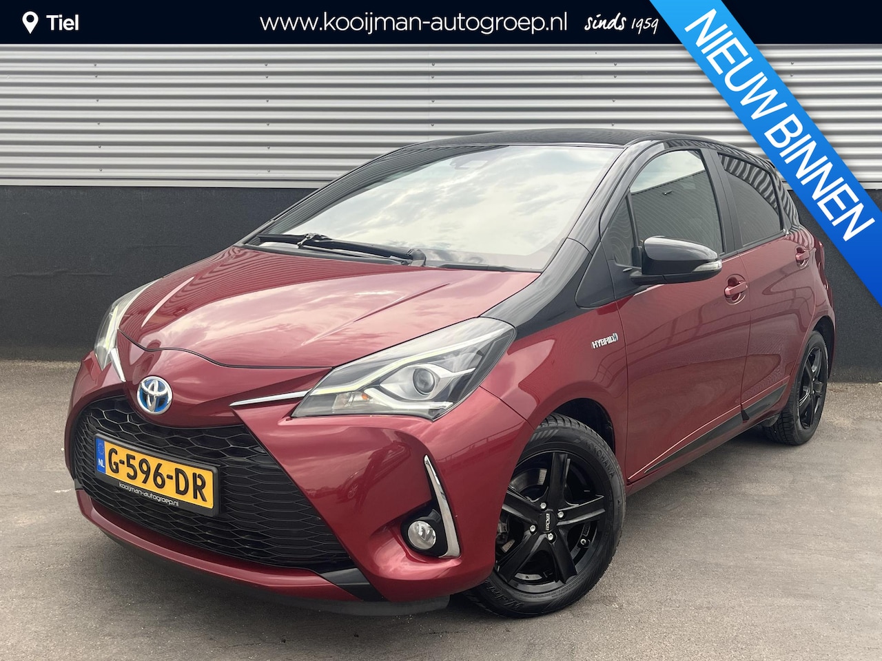 Toyota Yaris - 1.5 Hybrid Bi-Tone Navigatie, Achteruitrijcamera, Privacy glass, LMV, Climate control, Ond - AutoWereld.nl