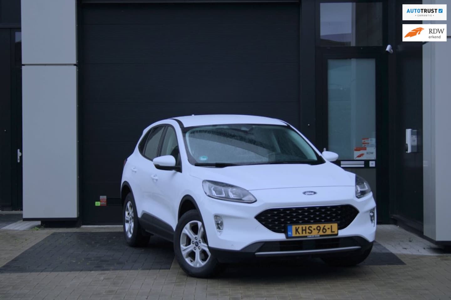 Ford Kuga - 2.5 PHEV - Dealeronderhouden - Carplay - Apk 2028 - Inclusief Garantie - AutoWereld.nl