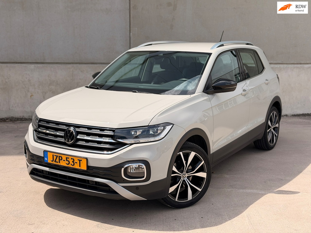 Volkswagen T-Cross - 1.0 TSI Style LED 18'' Stoelverw CarPlay - AutoWereld.nl
