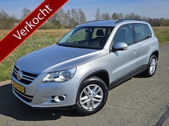 Volkswagen Tiguan - 1.4 TSI Comfort&Design 4Motion