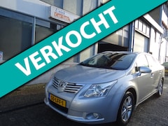 Toyota Avensis Wagon - 1.8 VVTi Dynamic Business Special