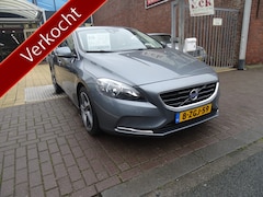 Volvo V40 - 1.6 T4 Momentum automaat