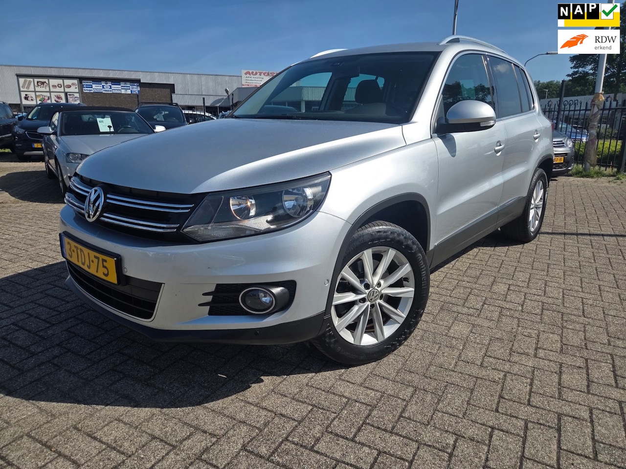 Volkswagen Tiguan - 1.4 TSI Sport&Style/NAVI/TREKHAK/VOL OPTIES - AutoWereld.nl