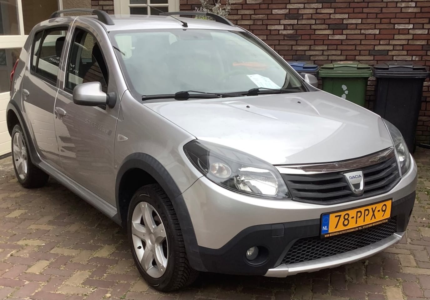 Dacia Sandero Stepway - 1.6 - AutoWereld.nl