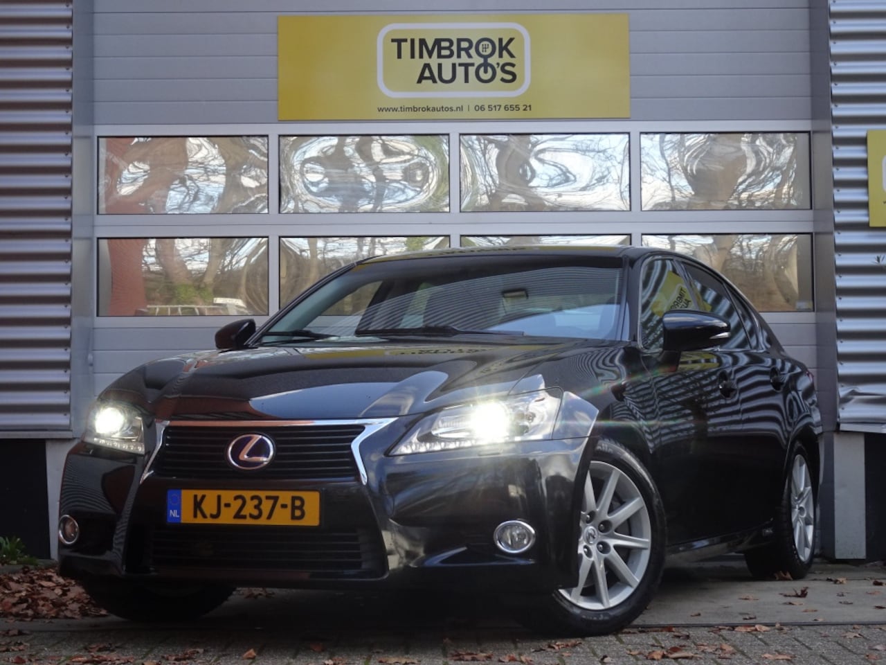 Lexus GS - 300h Business L.Pro *Stoelventilatie/Trekhaak/ Keurige auto* - AutoWereld.nl