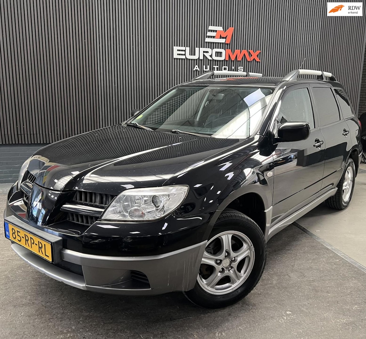 Mitsubishi Outlander Sport - 2.0 Invite+ - NAP - Airco - Trekhaak - AutoWereld.nl