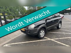 Hyundai Tucson - 2.0i Style 142pk Clima Cruise Trekhaak 1400kg. Historie