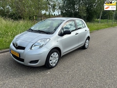 Toyota Yaris - 1.0 VVTi Acces
