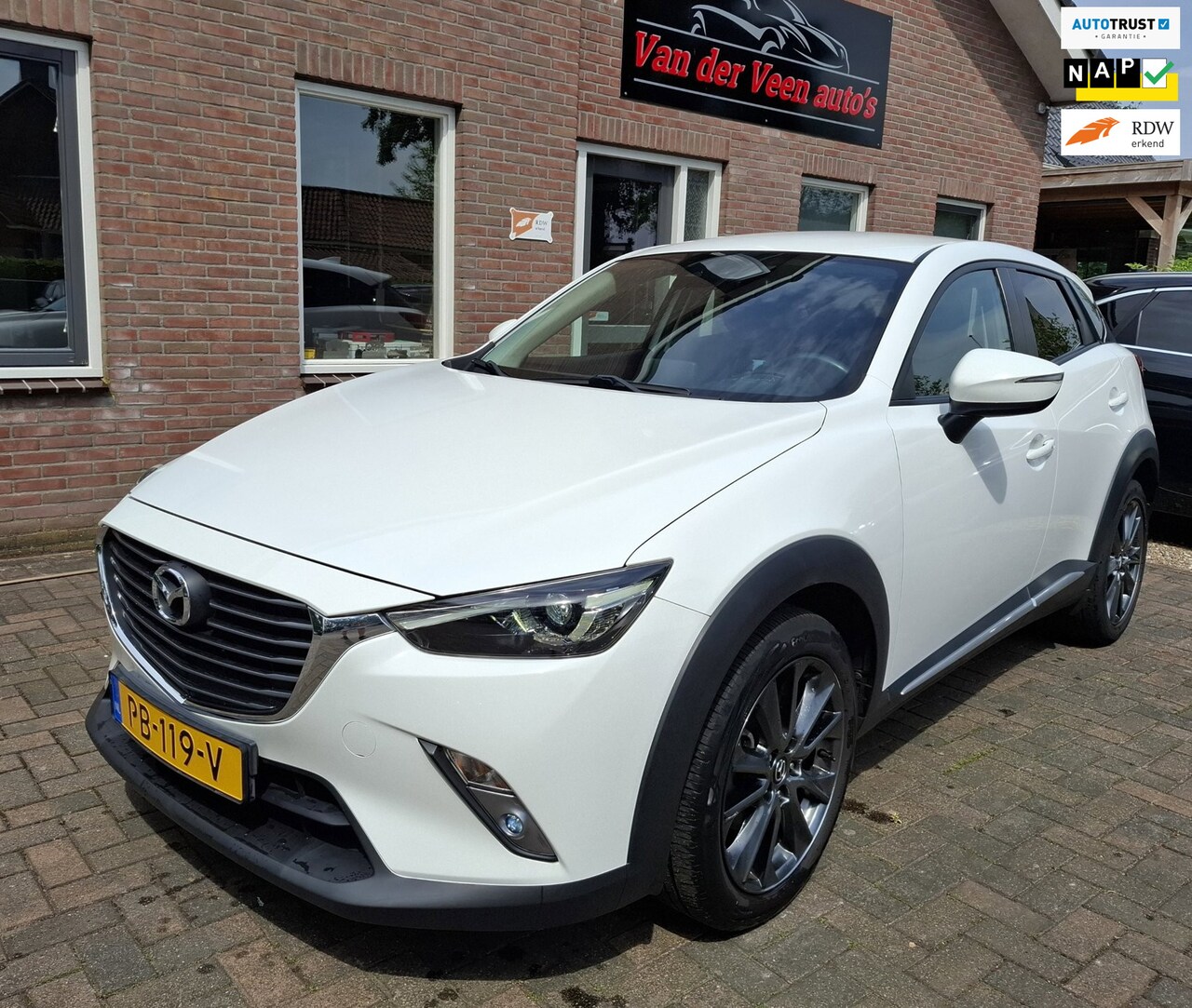 Mazda CX-3 - 2.0 SkyActiv-G 120 GT-M. Dealer onderhouden! O.a. leder, HUD, camera navi, cruise, stoelve - AutoWereld.nl