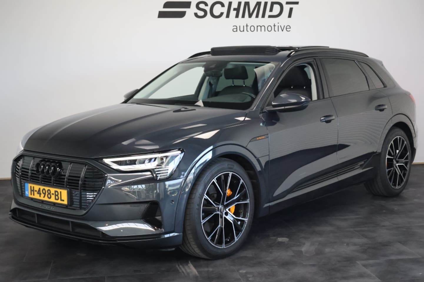 Audi e-tron - e-tron 50 Quattro Launch Edition + | Panoramadak | Leder | 21" - AutoWereld.nl