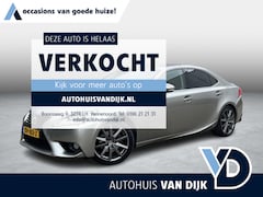 Lexus IS - 300h First Edition | MHEV/Navi/Clima/Cruise/18"/Camera/Privacy Glass