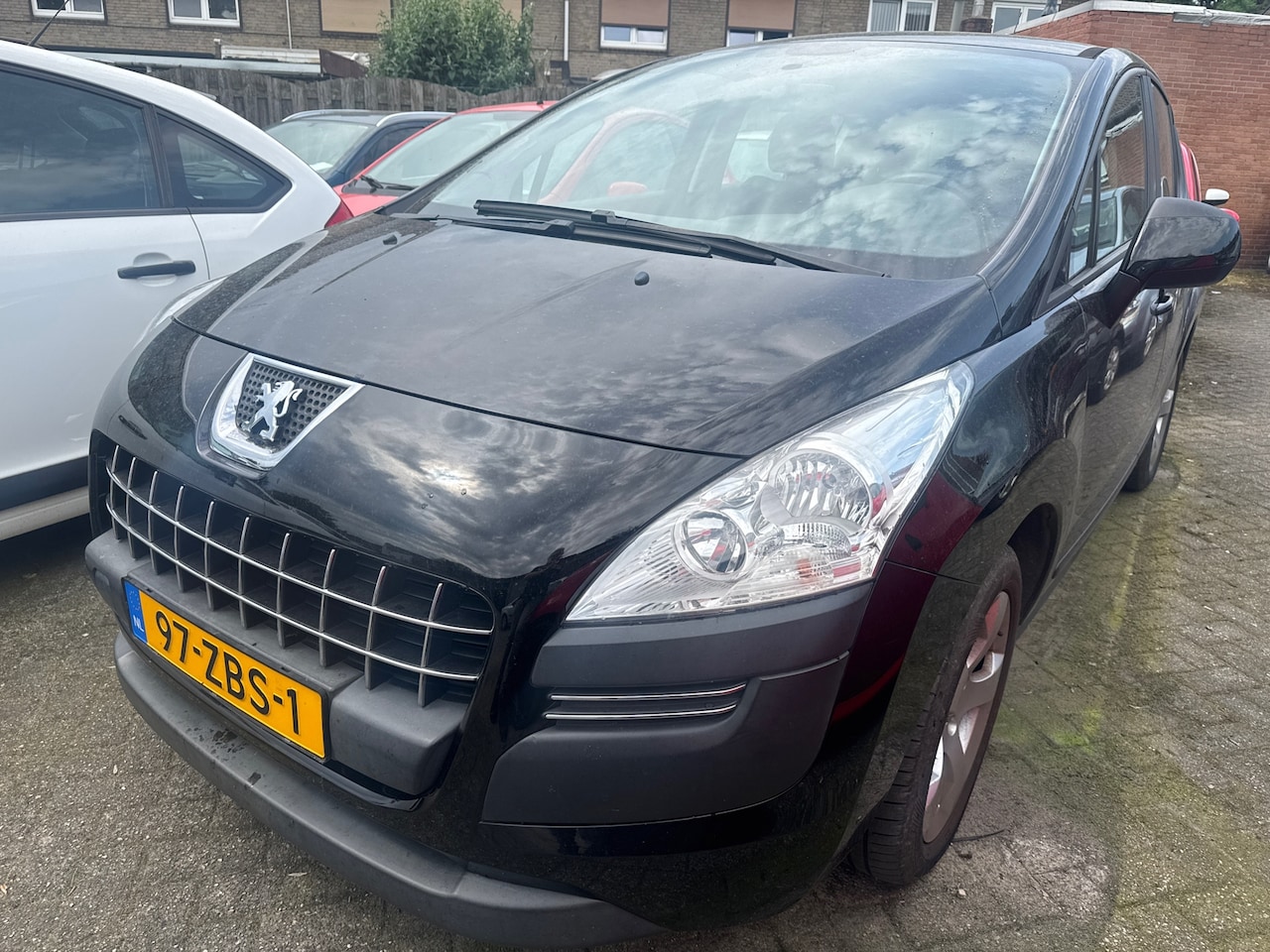 Peugeot 3008 - 1.6 VTi SR 1.6 VTi SR - AutoWereld.nl