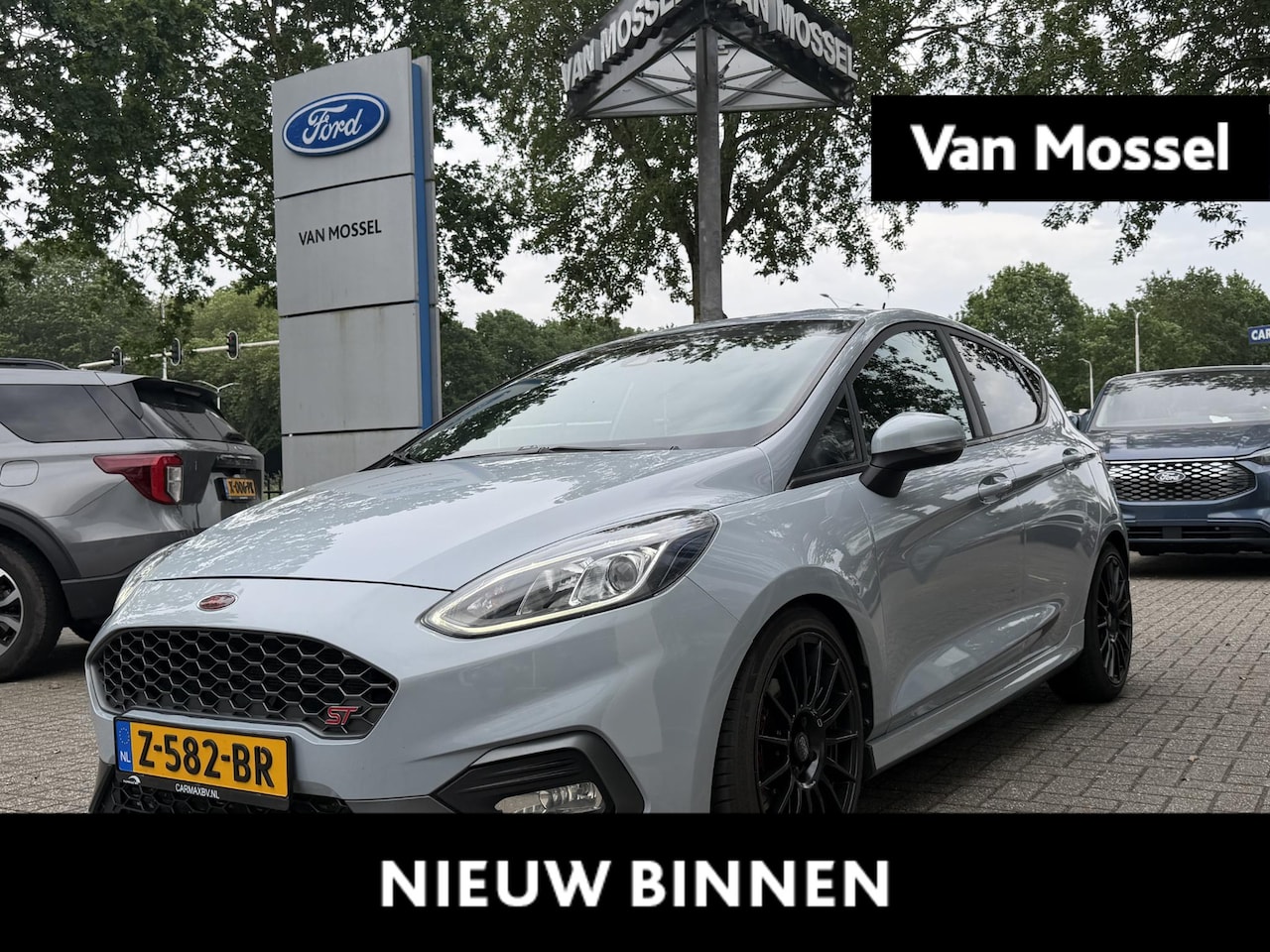 Ford Fiesta - 1.5 EcoBoost ST-3 acrapovich + sertivicaat + parkeersensoren + recaro kuipstoelen + cruise - AutoWereld.nl