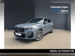BMW iX1 - xDrive30 67 kWh | M-sport | Comfort Access | Elektrisch verstelbare Sportstoelen | Parking