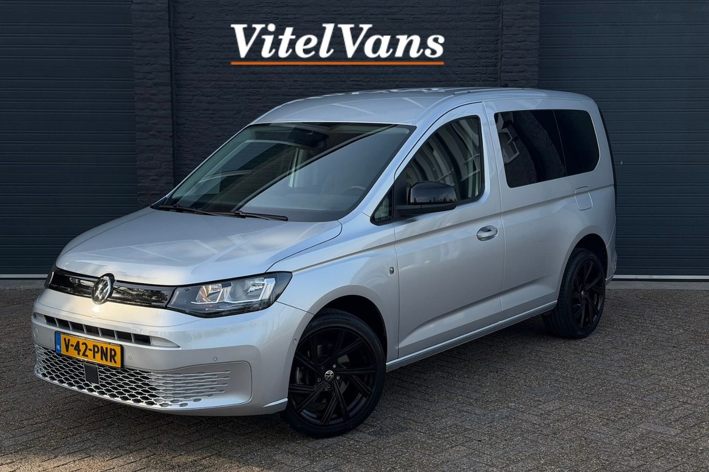 Volkswagen Caddy Cargo - 1.5 TSI DSG-7 | Ergo | Camera | Carplay | ACC | Groot Scherm - AutoWereld.nl