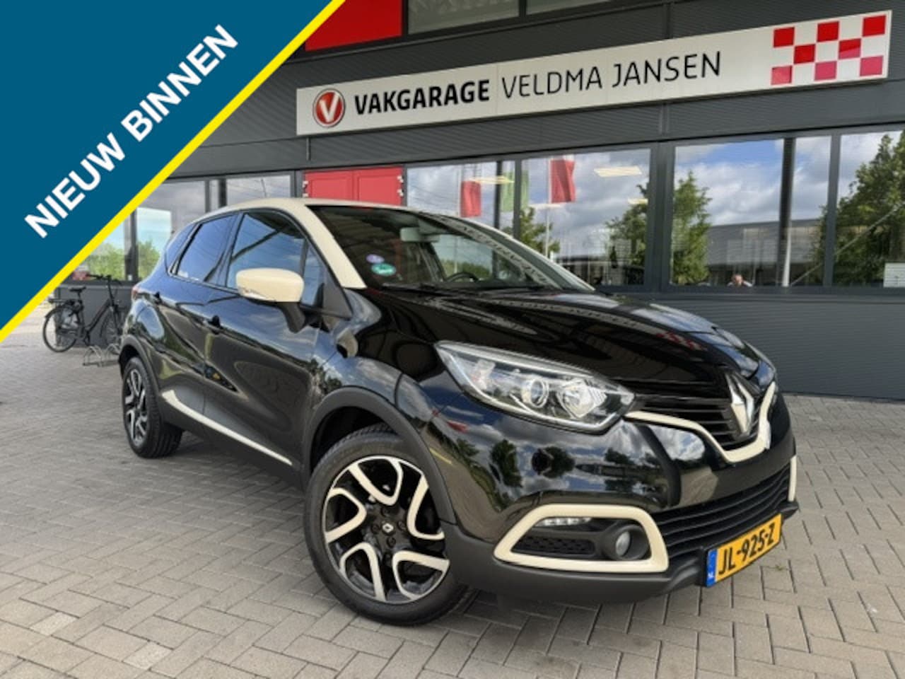 Renault Captur - 0.9 TCe Helly Hansen - AutoWereld.nl