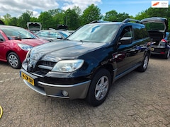 Mitsubishi Outlander Sport - 2.0 Invite+ AIRCO